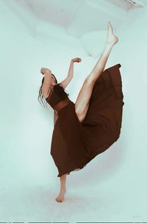 Malia Arrayah feet photo 7