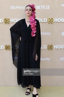 Malia Arrayah feet photo 13