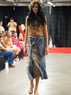 Malia Arrayah feet photo 6