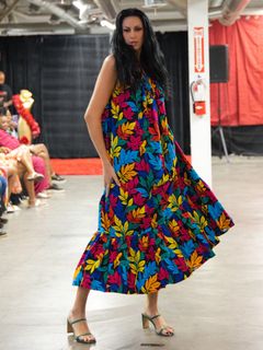 Malia Arrayah feet photo 2
