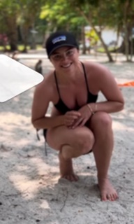 Malia White feet photo 20