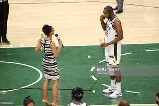 Malika Andrews feet photo thumbnail