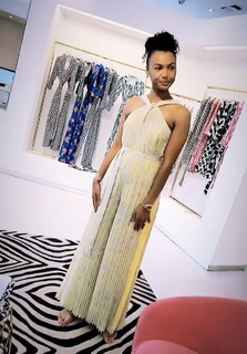 Malika Andrews feet photo thumbnail