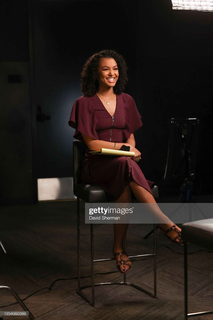 Malika Andrews feet photo thumbnail