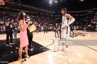 Malika Andrews feet photo thumbnail