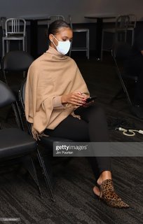 Malika Andrews feet photo thumbnail