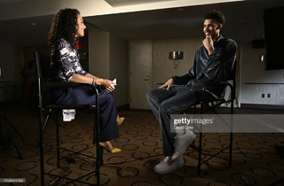 Malika Andrews feet photo thumbnail