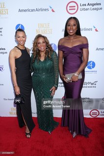 Malika Andrews feet photo thumbnail