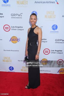 Malika Andrews feet photo thumbnail