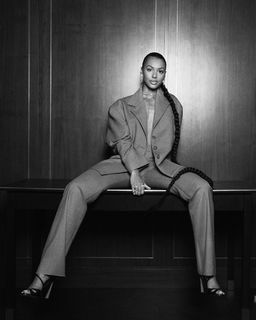 Malika Andrews feet photo thumbnail