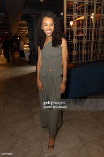 Malika Andrews feet photo 6