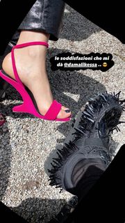 Malika Ayane feet photo 14