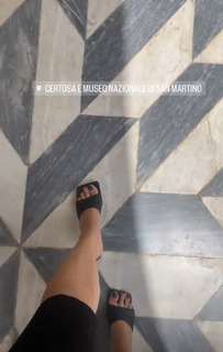 Malika Ayane feet photo 11