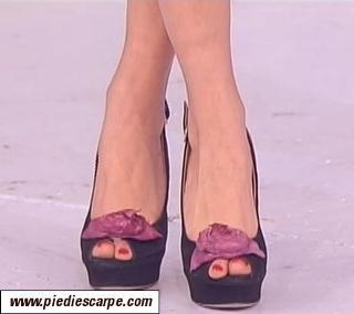 Malika Ayane feet photo 2
