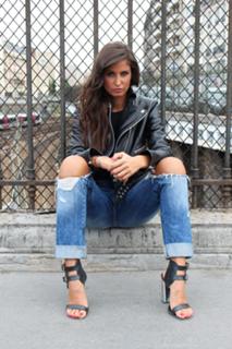 Malika Ménard feet photo thumbnail