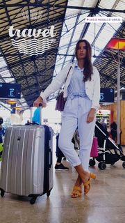 Malika Ménard feet photo thumbnail