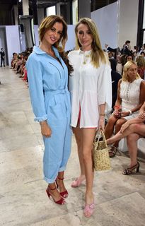 Malika Ménard feet photo thumbnail