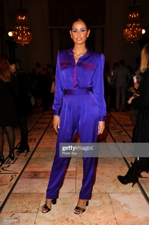 Malika Ménard feet photo thumbnail