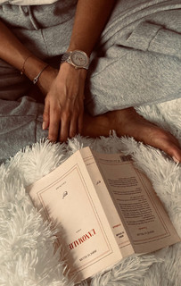 Malika Ménard feet photo thumbnail