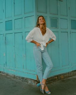 Malika Ménard feet photo thumbnail