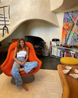 Malika Ménard feet photo thumbnail