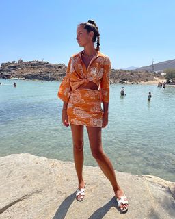 Malika Ménard feet photo thumbnail