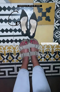 Malika Ménard feet photo thumbnail