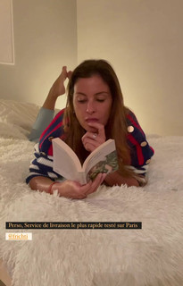 Malika Ménard feet photo thumbnail