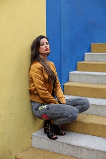 Malika Ménard feet photo thumbnail