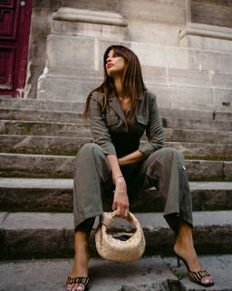 Malika Ménard feet photo thumbnail