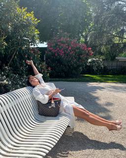 Malika Ménard feet photo thumbnail