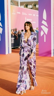 Malika Ménard feet photo thumbnail