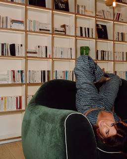 Malika Ménard feet photo thumbnail