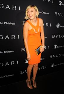 Malin Akerman feet photo thumbnail