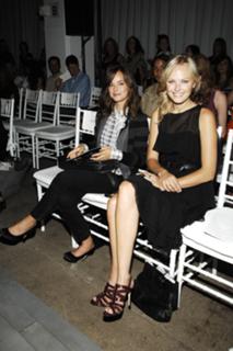 Malin Akerman feet photo thumbnail