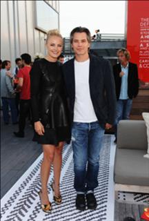 Malin Akerman feet photo thumbnail