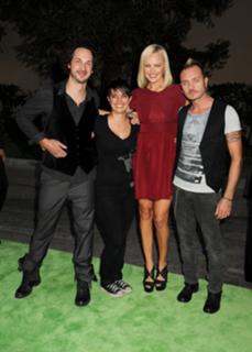 Malin Akerman feet photo thumbnail