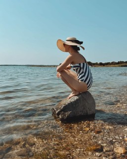 Malin Wollin feet photo 17