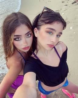 Malina Pauli Weissman feet photo 12
