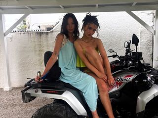 Malina Pauli Weissman feet photo 2