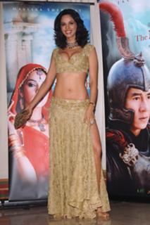 Mallika Sherawat feet photo thumbnail