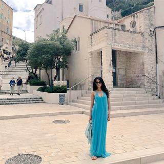 Mallika Sherawat feet photo thumbnail