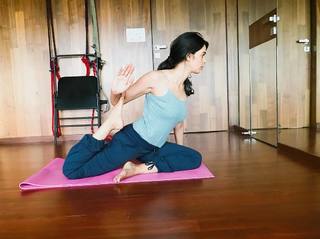 Mallika Sherawat feet photo thumbnail