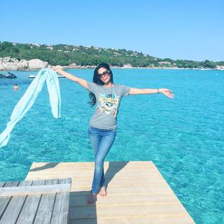 Mallika Sherawat feet photo thumbnail