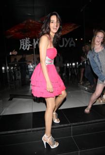 Mallika Sherawat feet photo thumbnail