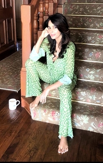Mallika Sherawat feet photo thumbnail