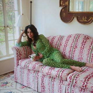 Mallika Sherawat feet photo thumbnail