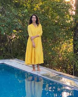 Mallika Sherawat feet photo thumbnail