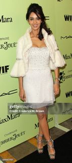 Mallika Sherawat feet photo thumbnail