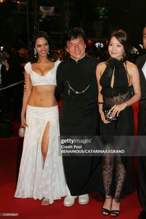 Mallika Sherawat feet photo thumbnail